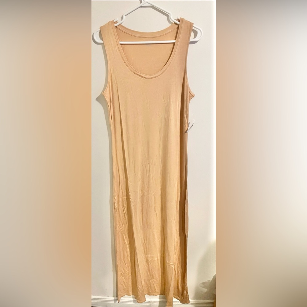 Sz M Amazon Essential Women's Tank Maxi Dress
Light camel - Picture 4 of 6